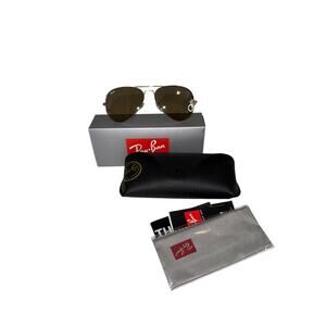 NEW NWT Ray Ban Aviator Sunglasses Box Included